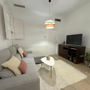 https://pikis-apartament-2.es-andalucia.com